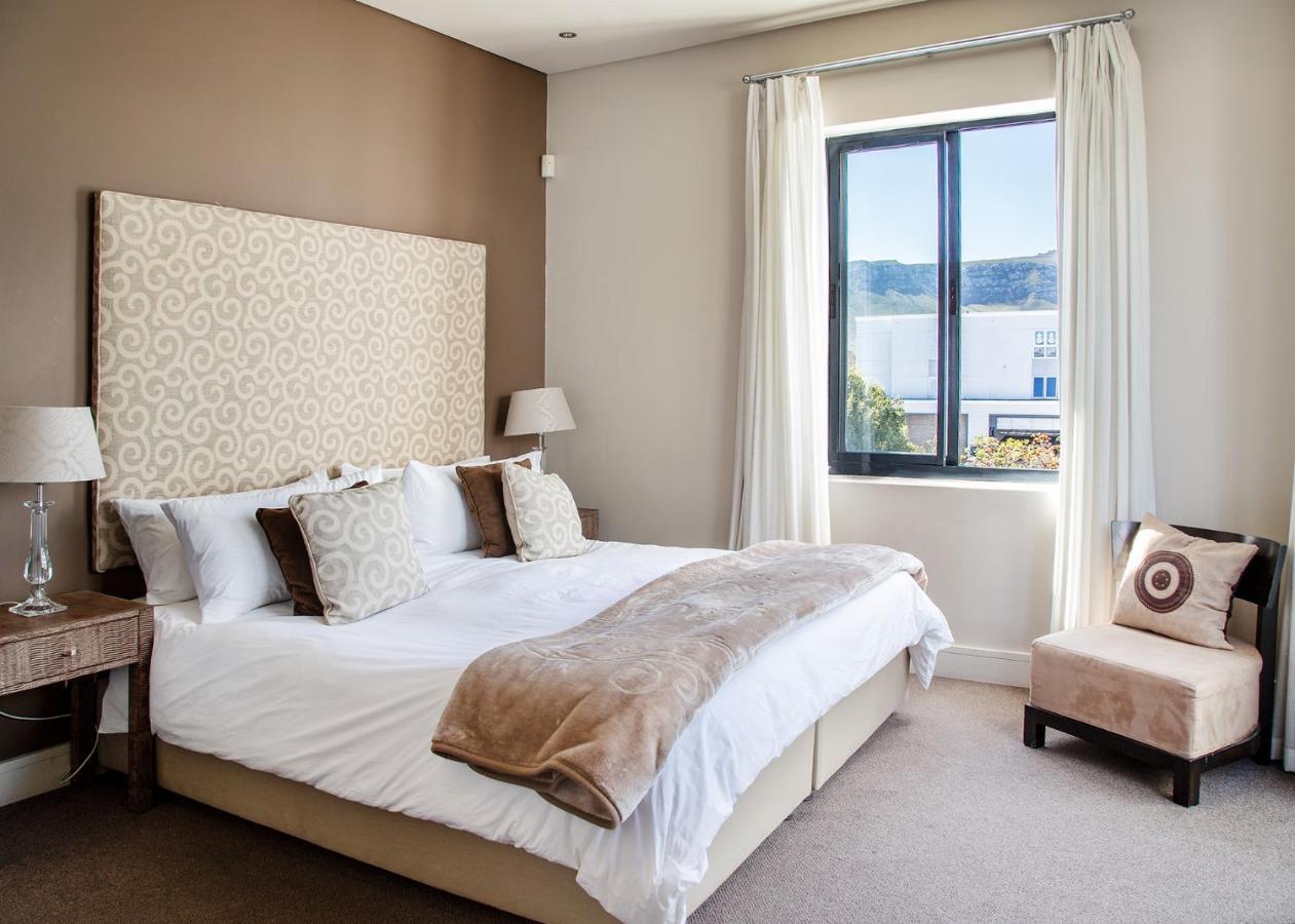 Marine Square Luxury Suites هيرمانوس المظهر الخارجي الصورة